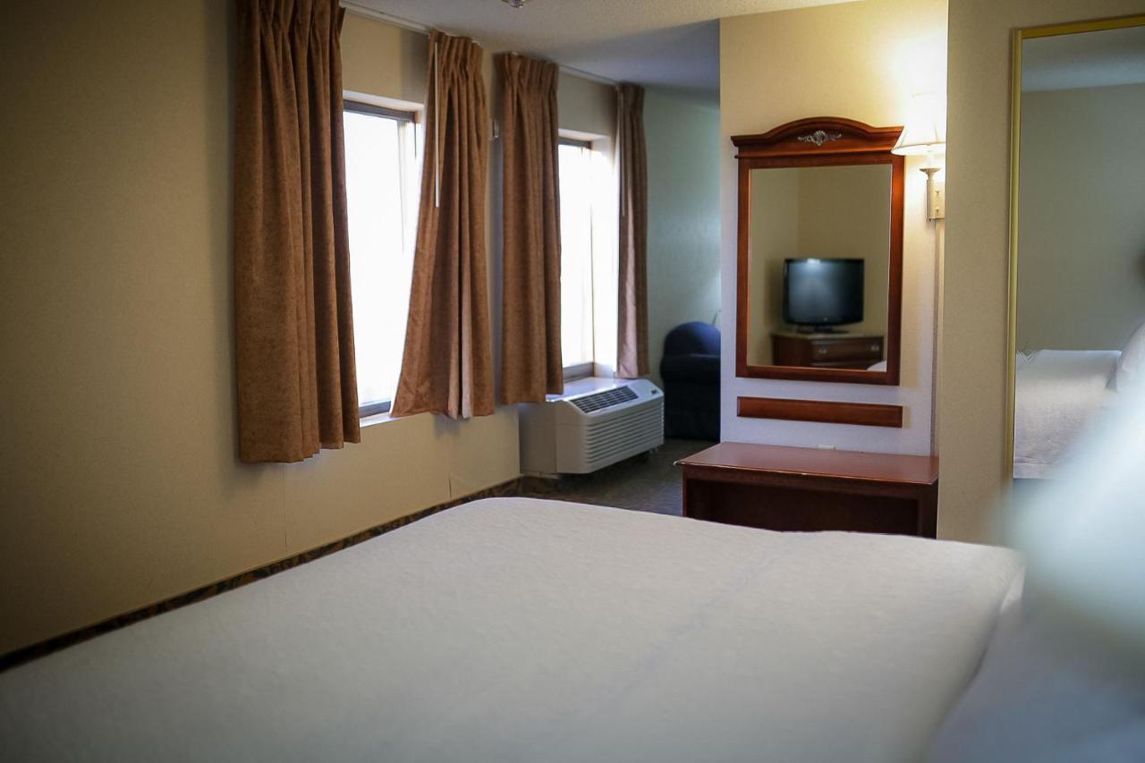 Surestay Plus Hotel By Best Western Cheyenne Extérieur photo